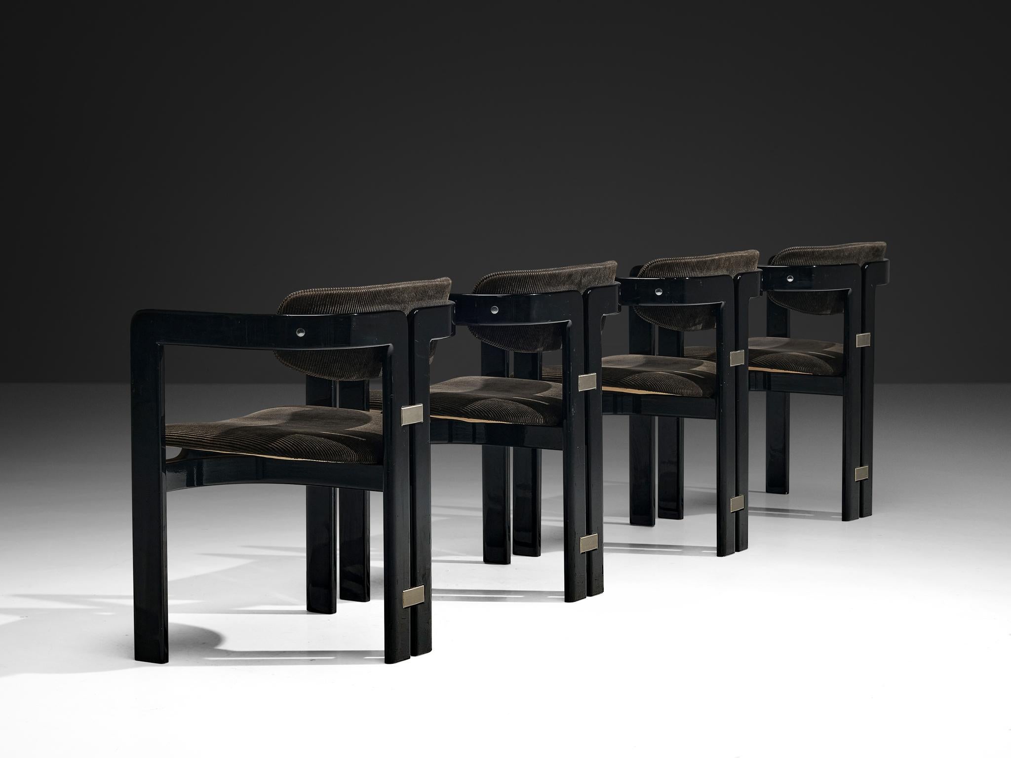 Augusto Savini for Pozzi, 'Pamplona' dining chairs, lacquered wood, fabric, aluminum, Italy, 1965

'Pamplona' armchairs in black lacquered wood and brown upholstery. A characteristic design by Augusto Savini for Pozzi; simplistic yet very strong in
