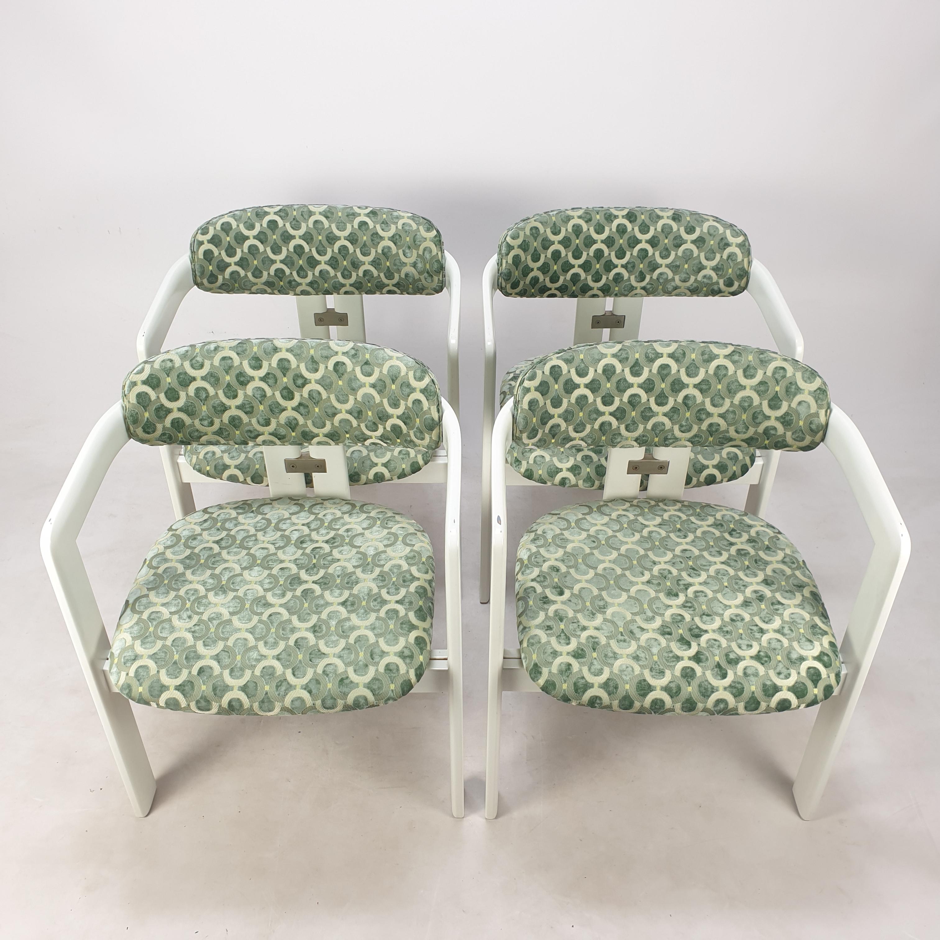 Mid-Century Modern Augusto Savini for Pozzi Set of Four 'Pamplona' Chairs, Italy 1970's For Sale