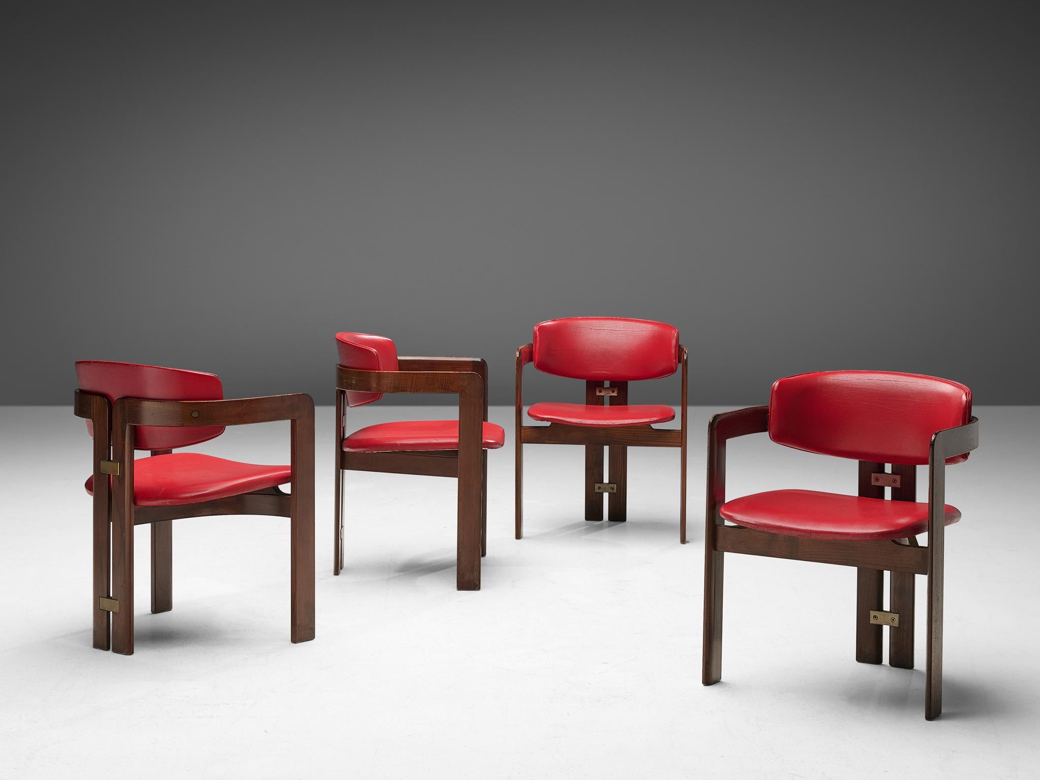 Augusto Savini, set of four 'Pamplona' dining room chairs for Pozzi, in ash and red leather, Italy, 1965. 

Set of four armchairs in rosewood and red leather upholstery. A characteristic design, simplistic yet very strong in lines and proportions.