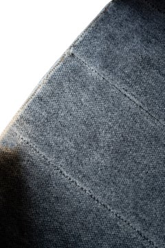 AUNSI rug, a handwoven rug from Nepal in pure sheep wool