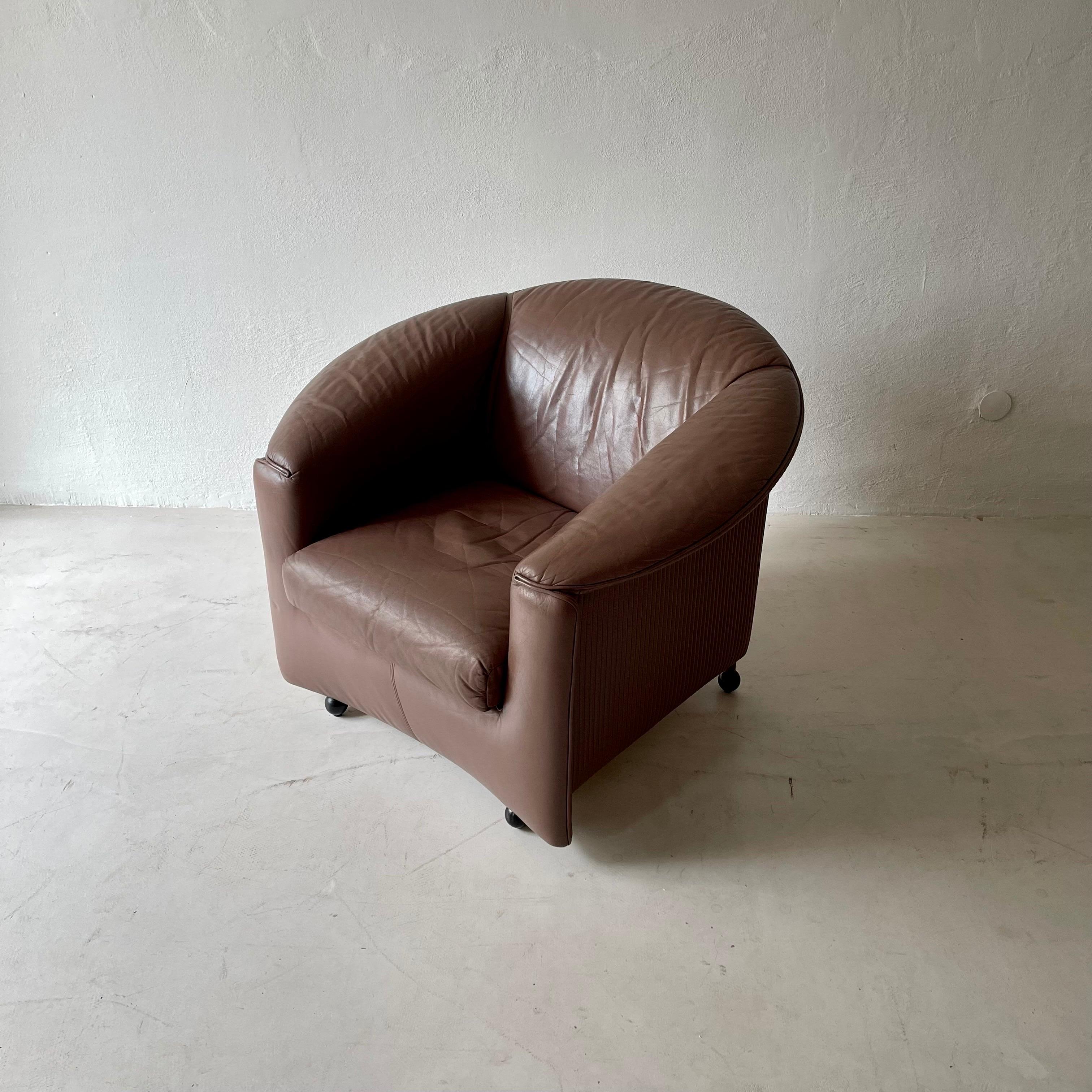 Aura club chair by Paolo Piva for Wittmann.