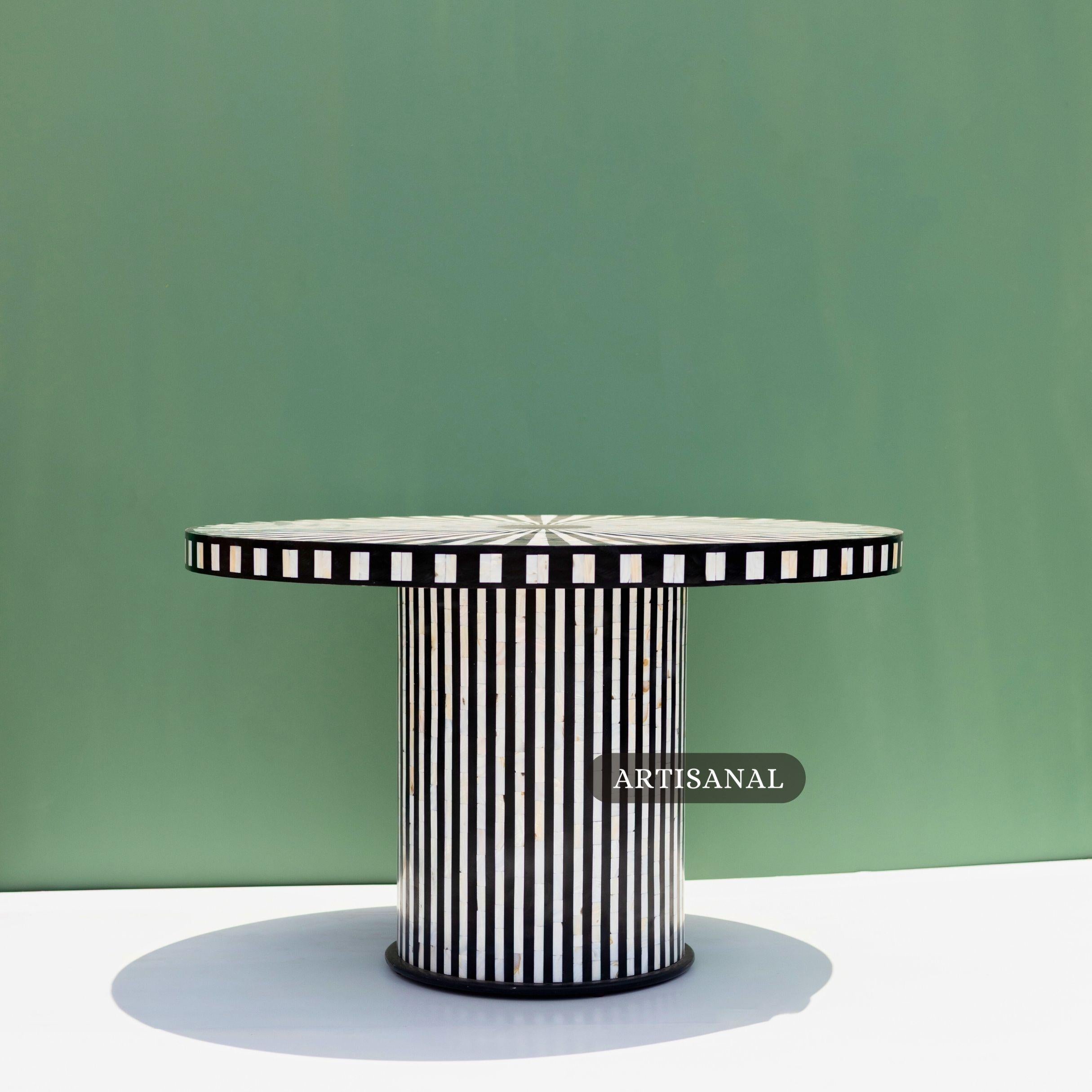 Aura Mother of Pearl Inlay Dining Table In New Condition For Sale In New York, NY