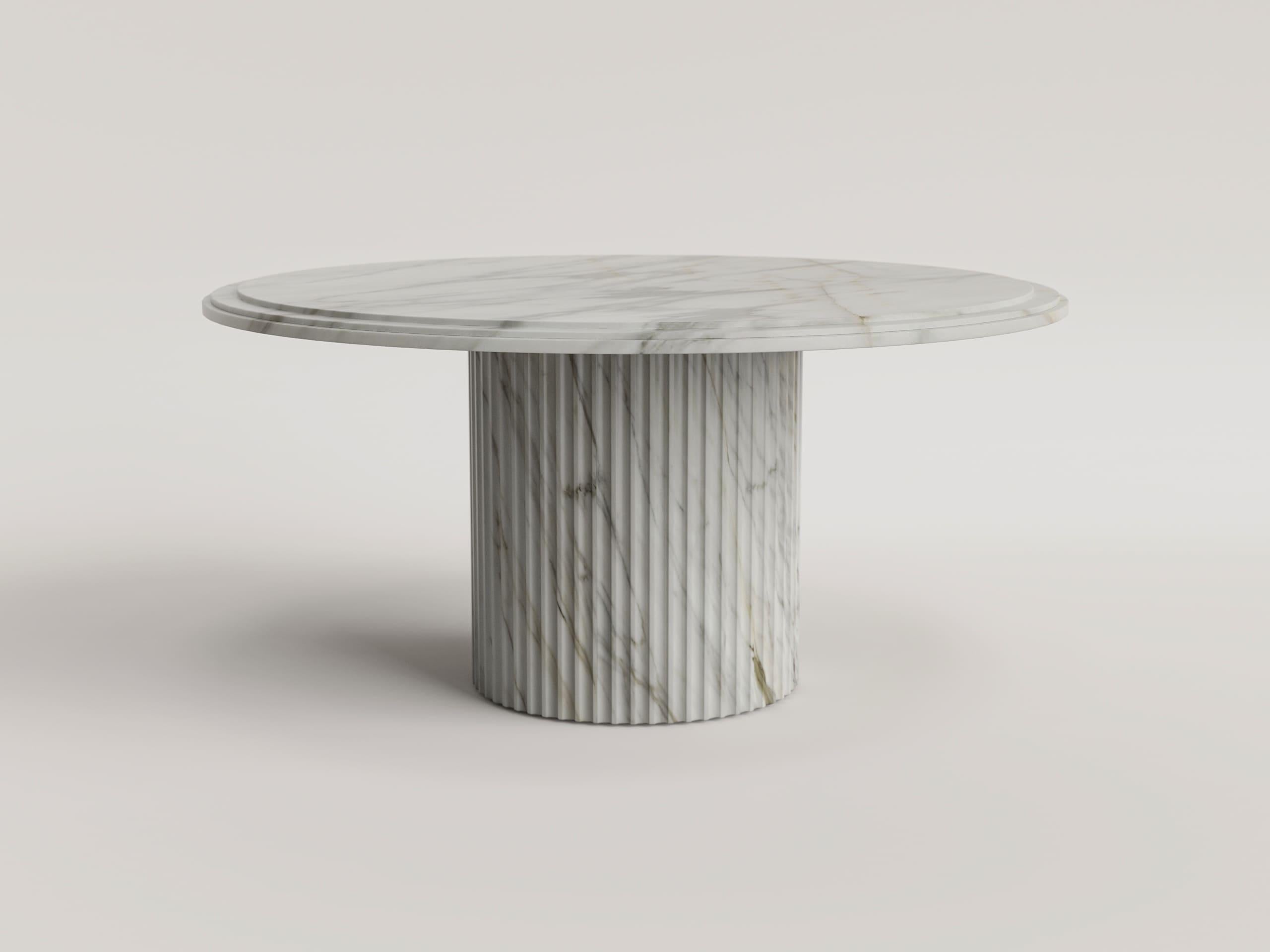 Romain classique Aura -  Table ronde classique en marbre Calacatta en vente