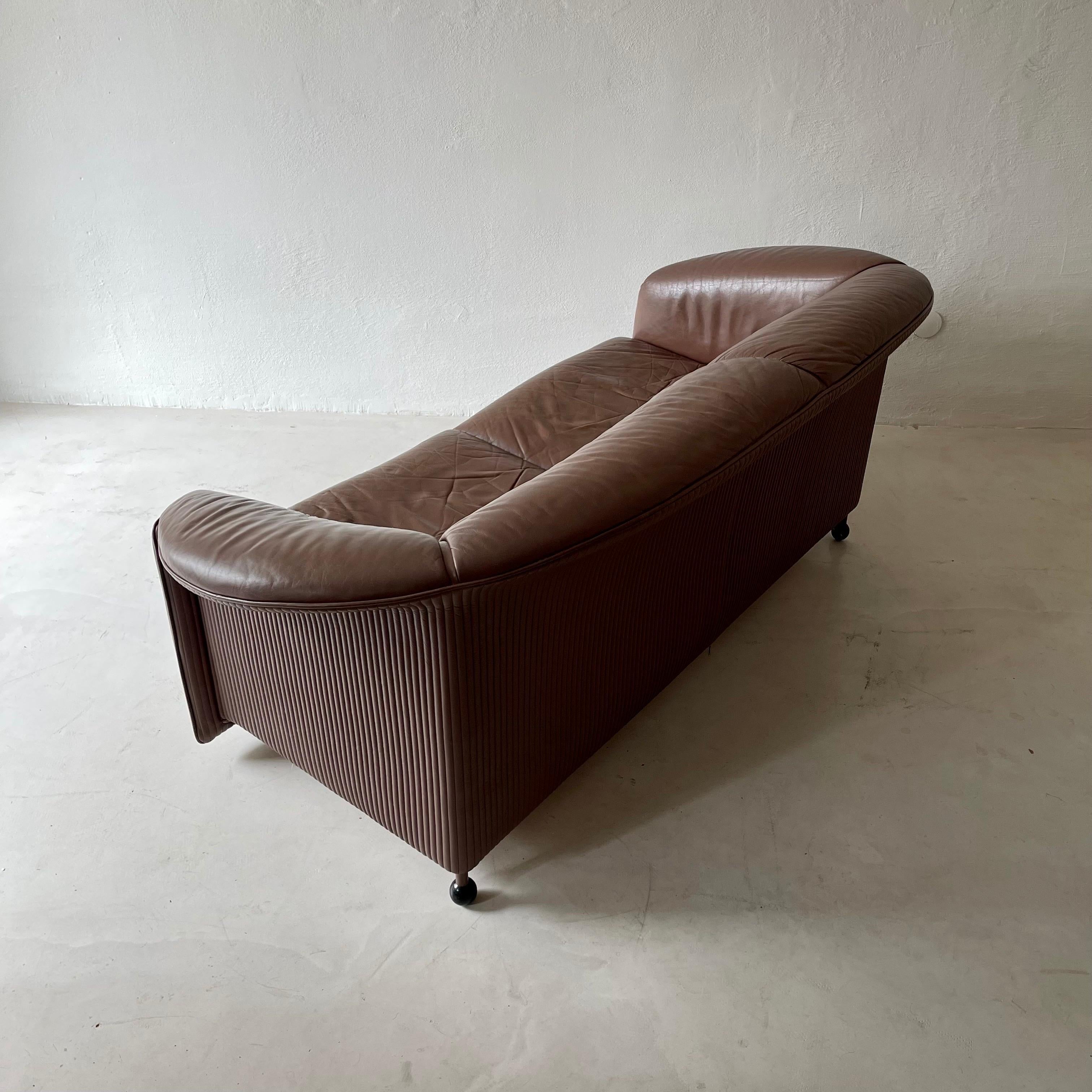 Aura Sofa Loveseat by Paolo Piva for Wittmann For Sale 2