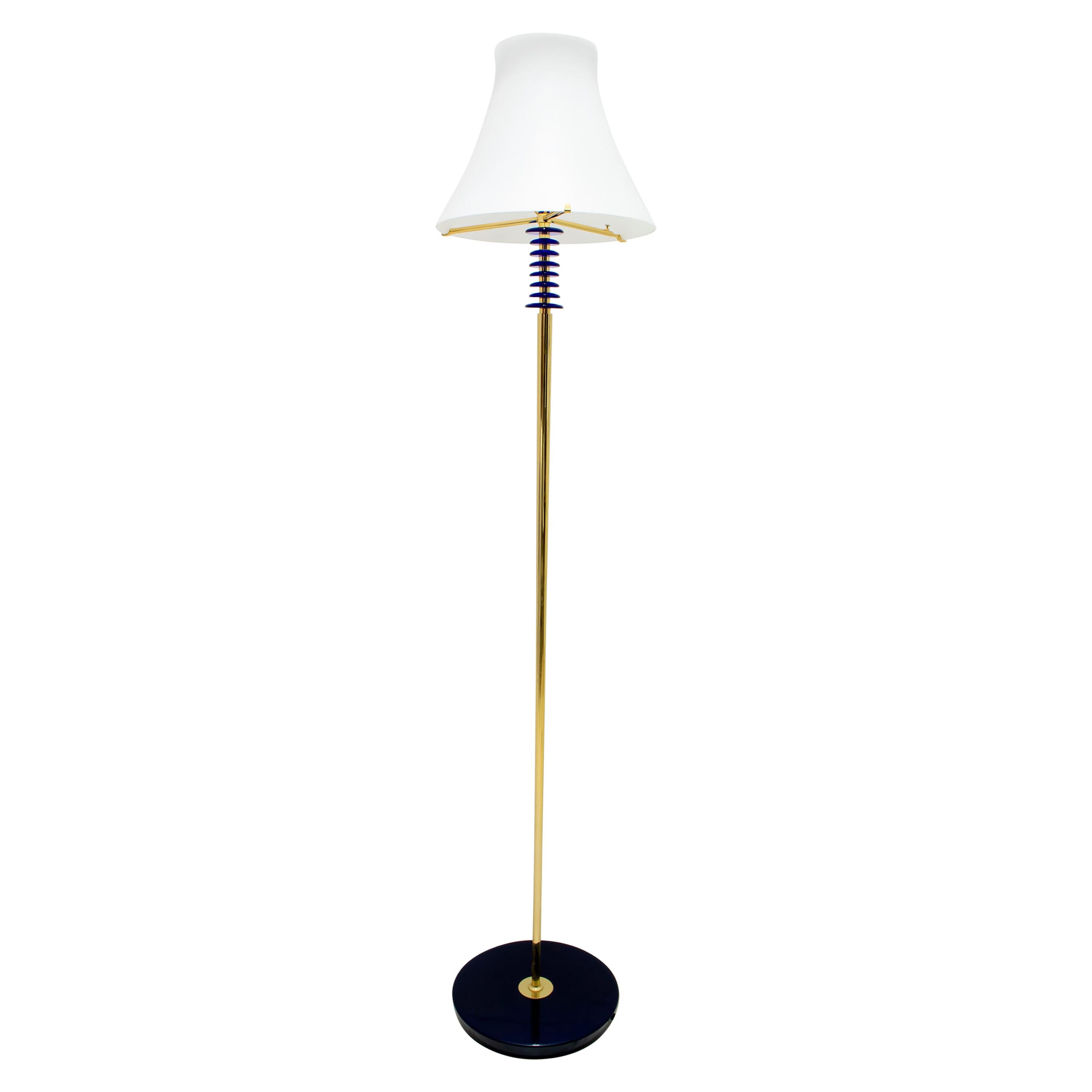 Auras Italian Brass and "Incamiciato" Murano Glass Ground Lamp, 1989 For Sale