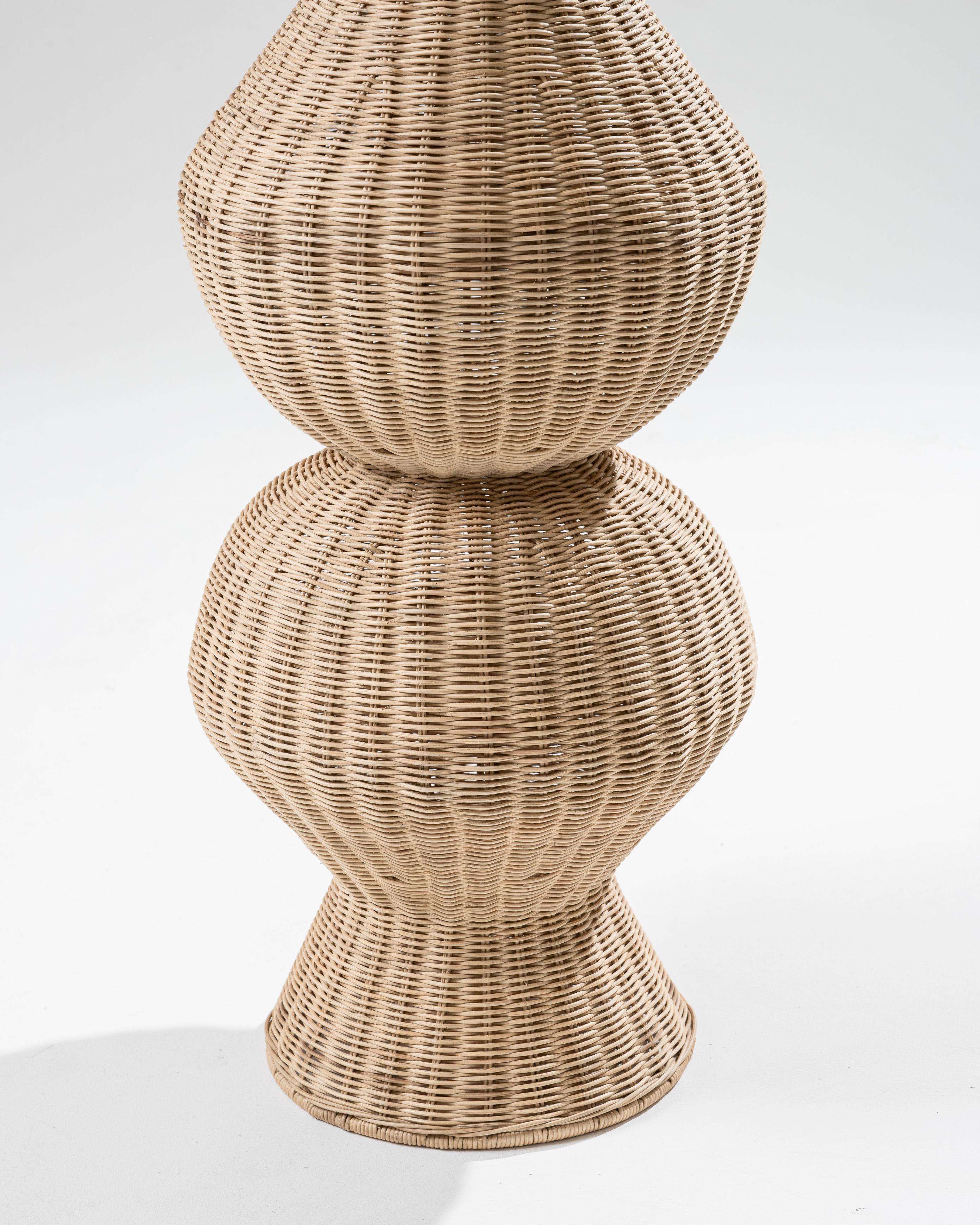 „Aurea“-Säule aus natürlichem Rattan. im Angebot 1