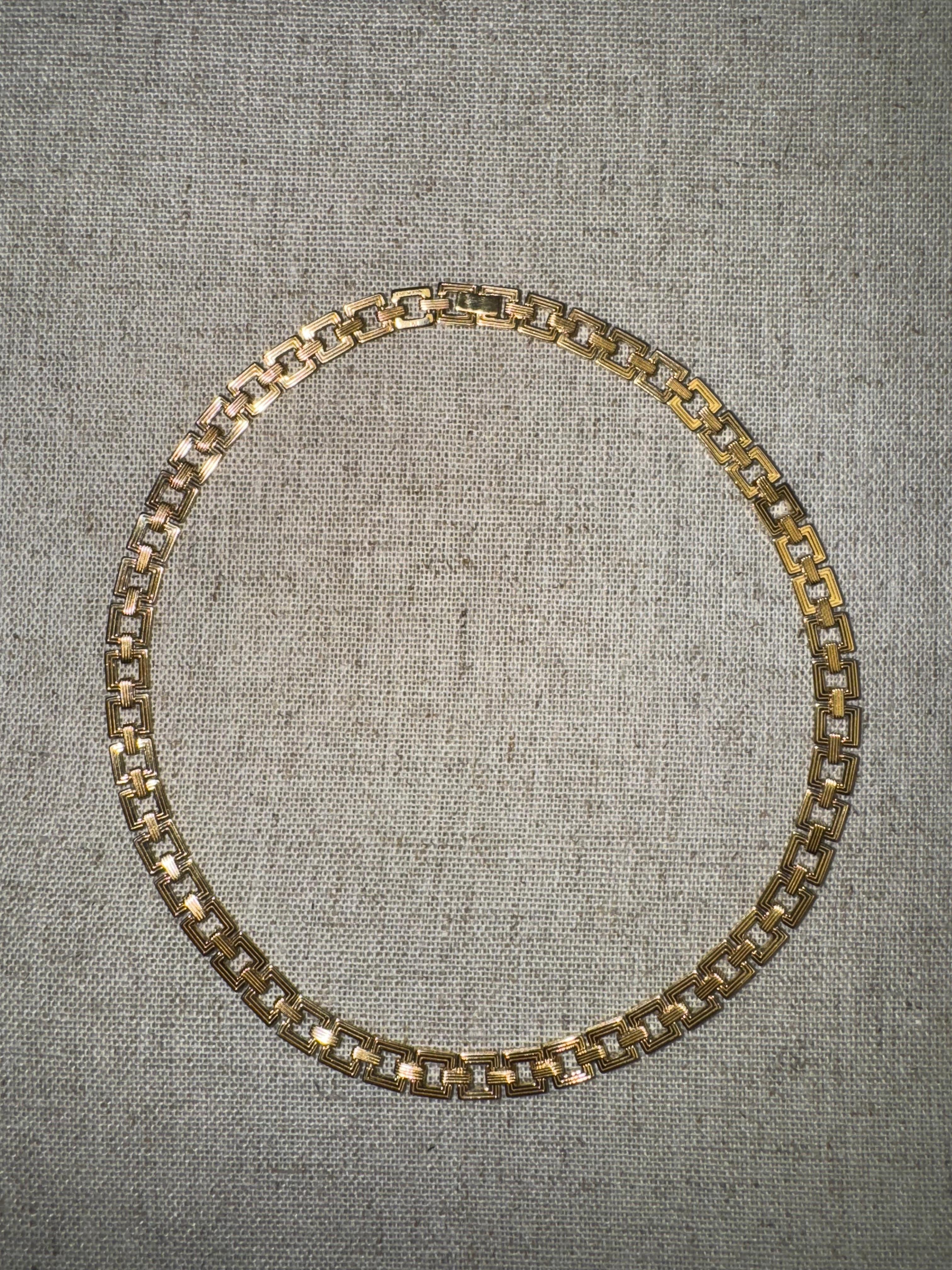 Choker en chaîne dorée - Taille XS - 13 pouces Neuf - En vente à Los Angeles, CA