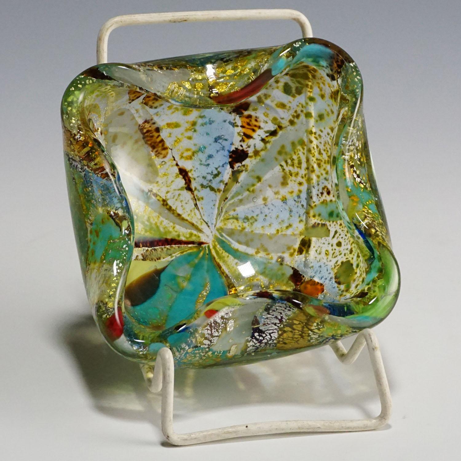 Mid-Century Modern Aureliano Toso 'Attributed' Murano Art Glass Bowl, 1950s
