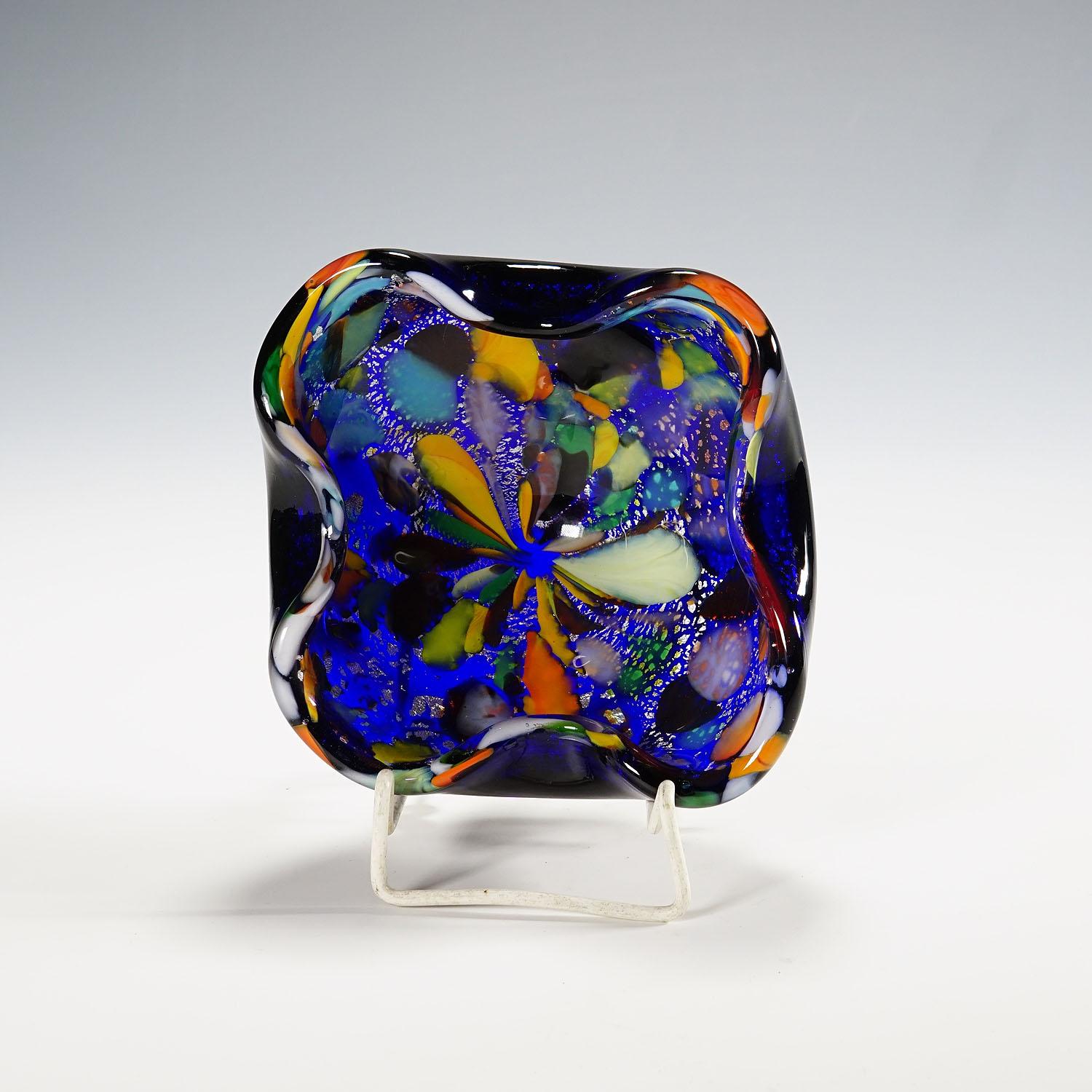 Aureliano Toso (attr.) Murano Art Glass Bowl circa 1950s In Good Condition For Sale In Berghuelen, DE