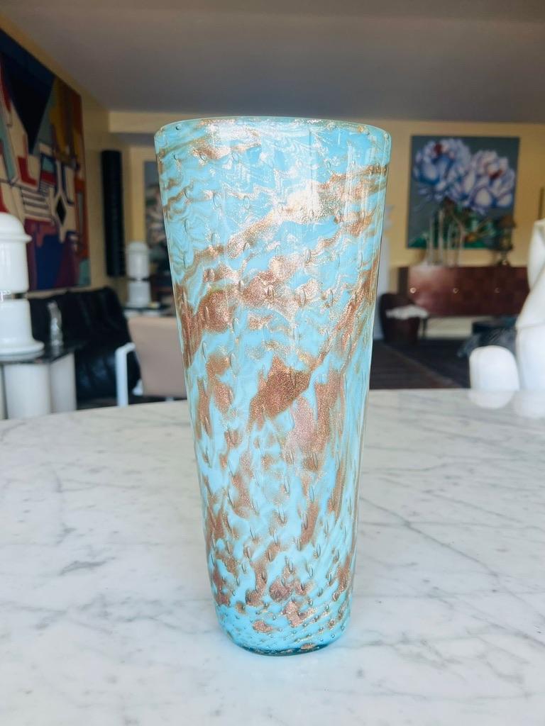 Aureliano Toso Dino Martens Italienische Vase aus blauem und venturinischem Murano-Glas von 1950. im Zustand „Gut“ im Angebot in Rio De Janeiro, RJ