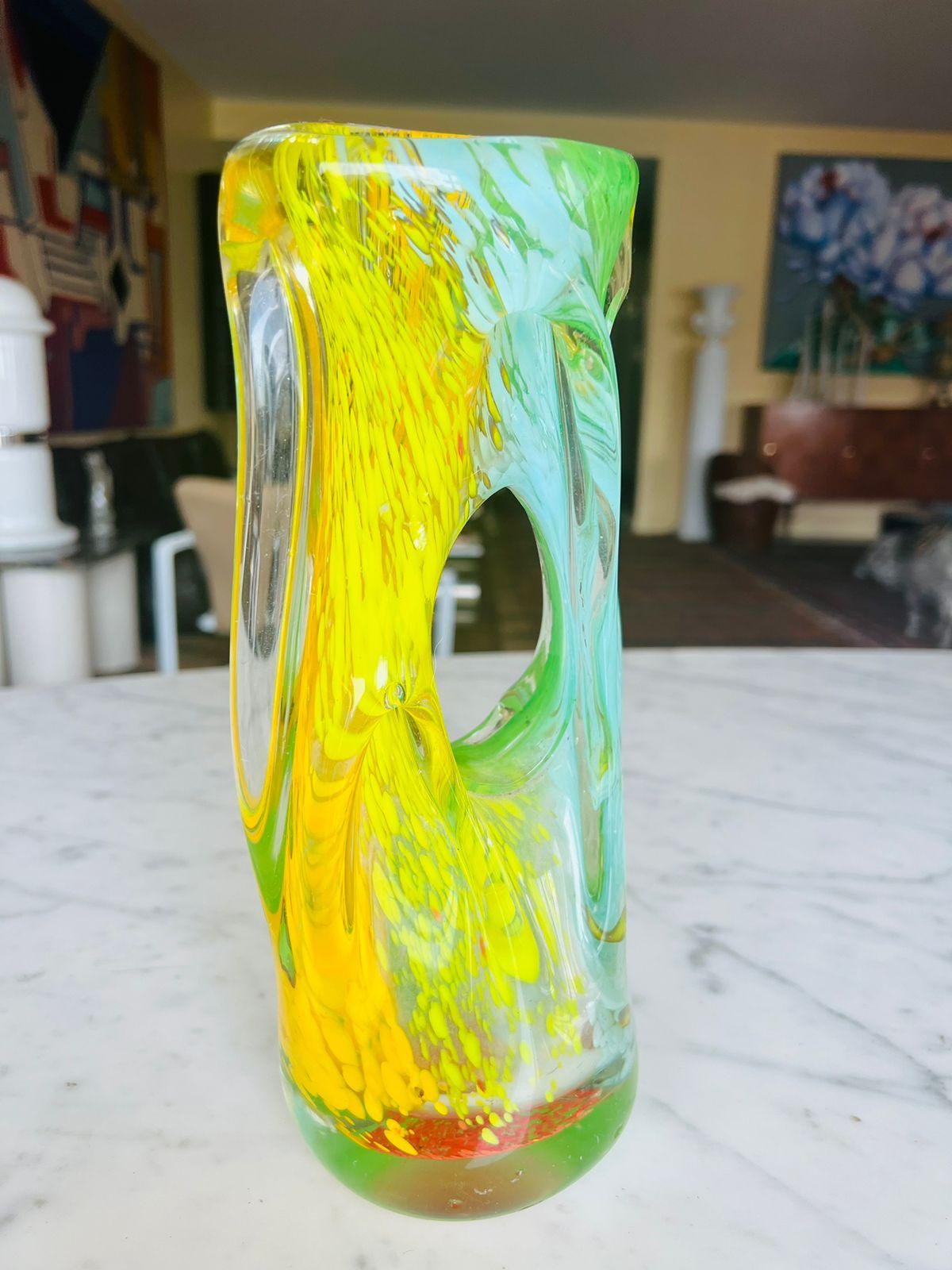 Autre Vase en verre Murano multicolore circa 1950 d'Aureliano Toso. en vente