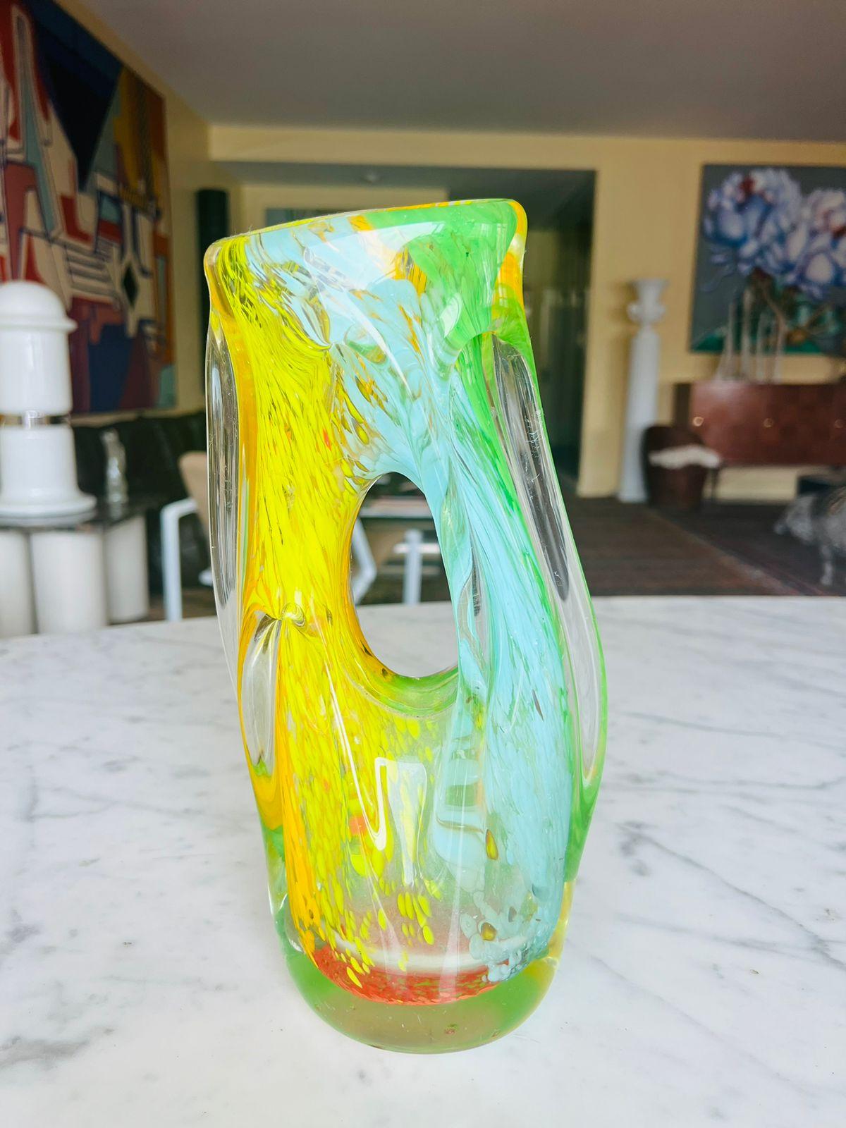 Aureliano Toso Murano glass multicolor circa 1950 vase. In Good Condition For Sale In Rio De Janeiro, RJ