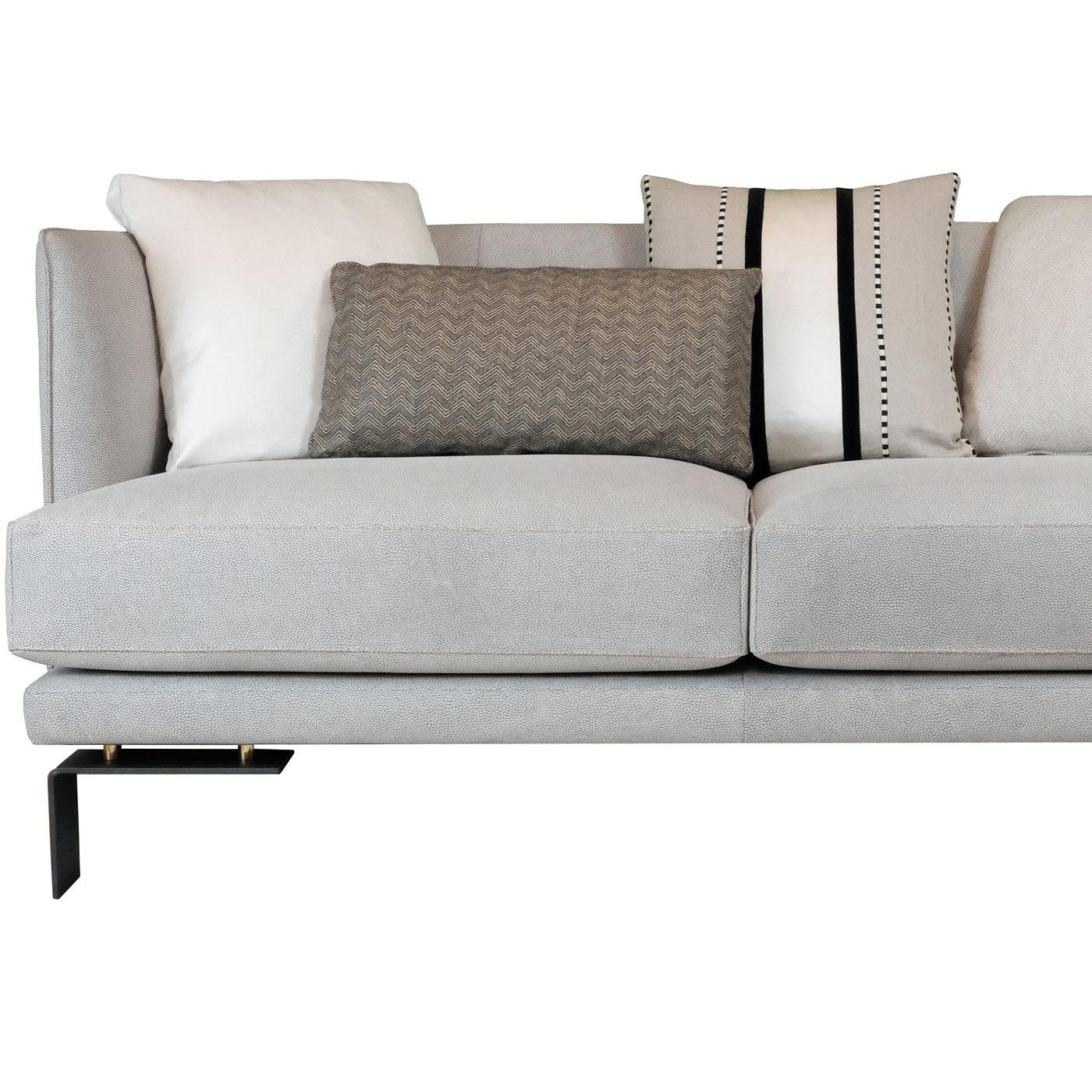 Modern Met Beige Leather Sofa For Sale