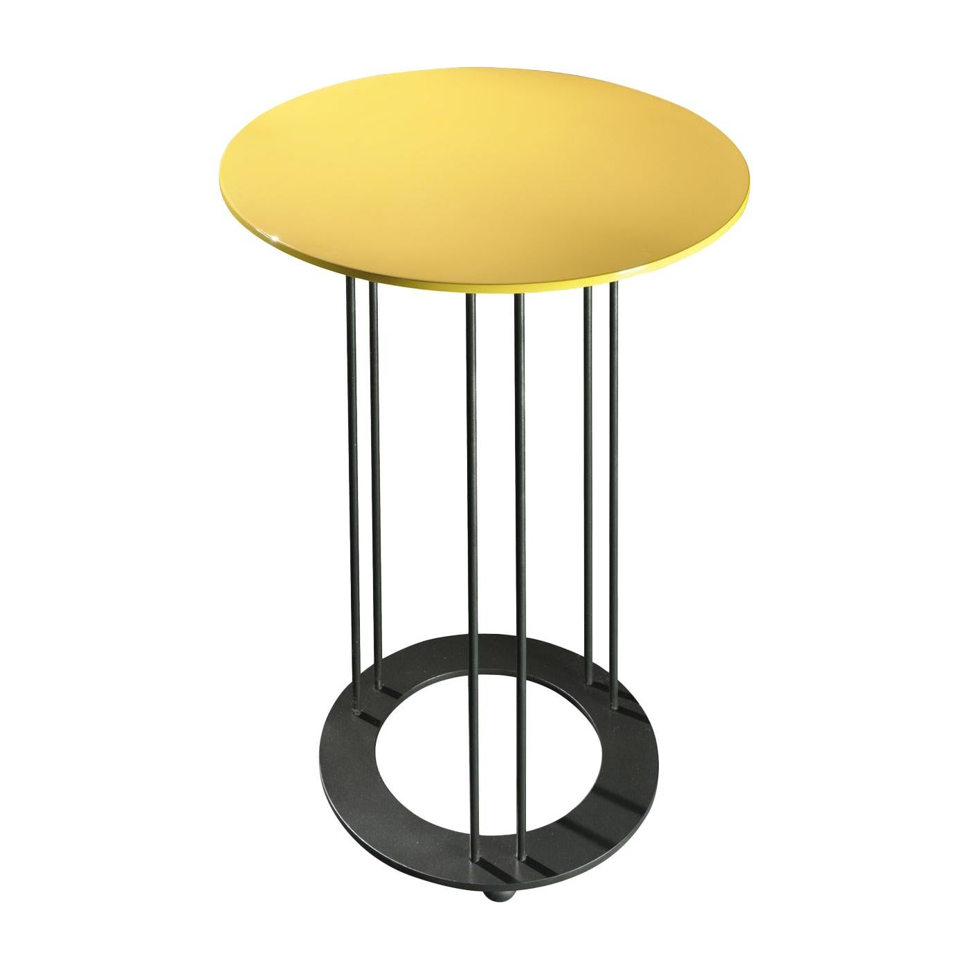 Table basse haute jaune Aureola en vente