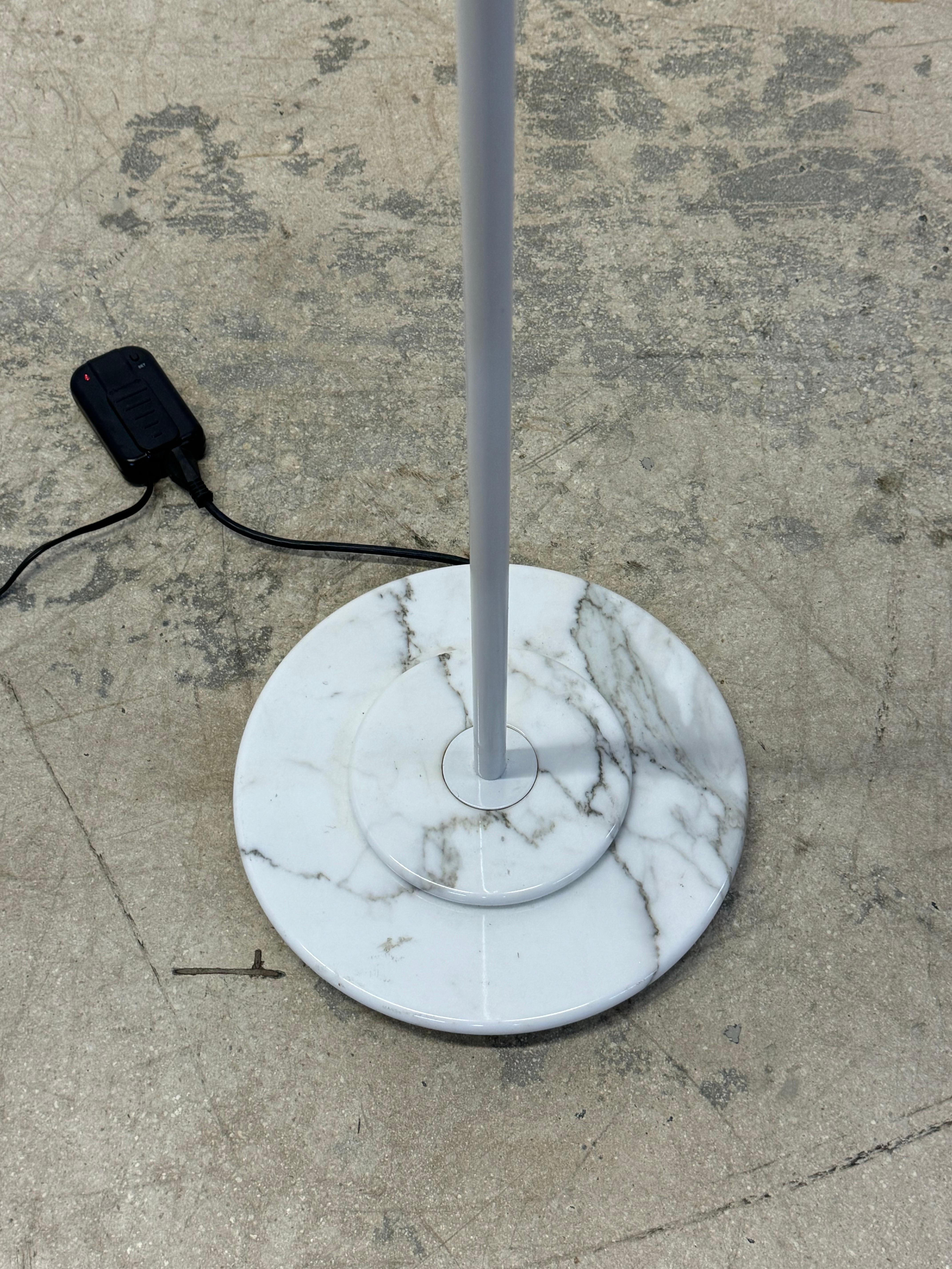 Tall white Italian marble floor lamp with LED bulb by Cini and Nils, Italy 1990s.