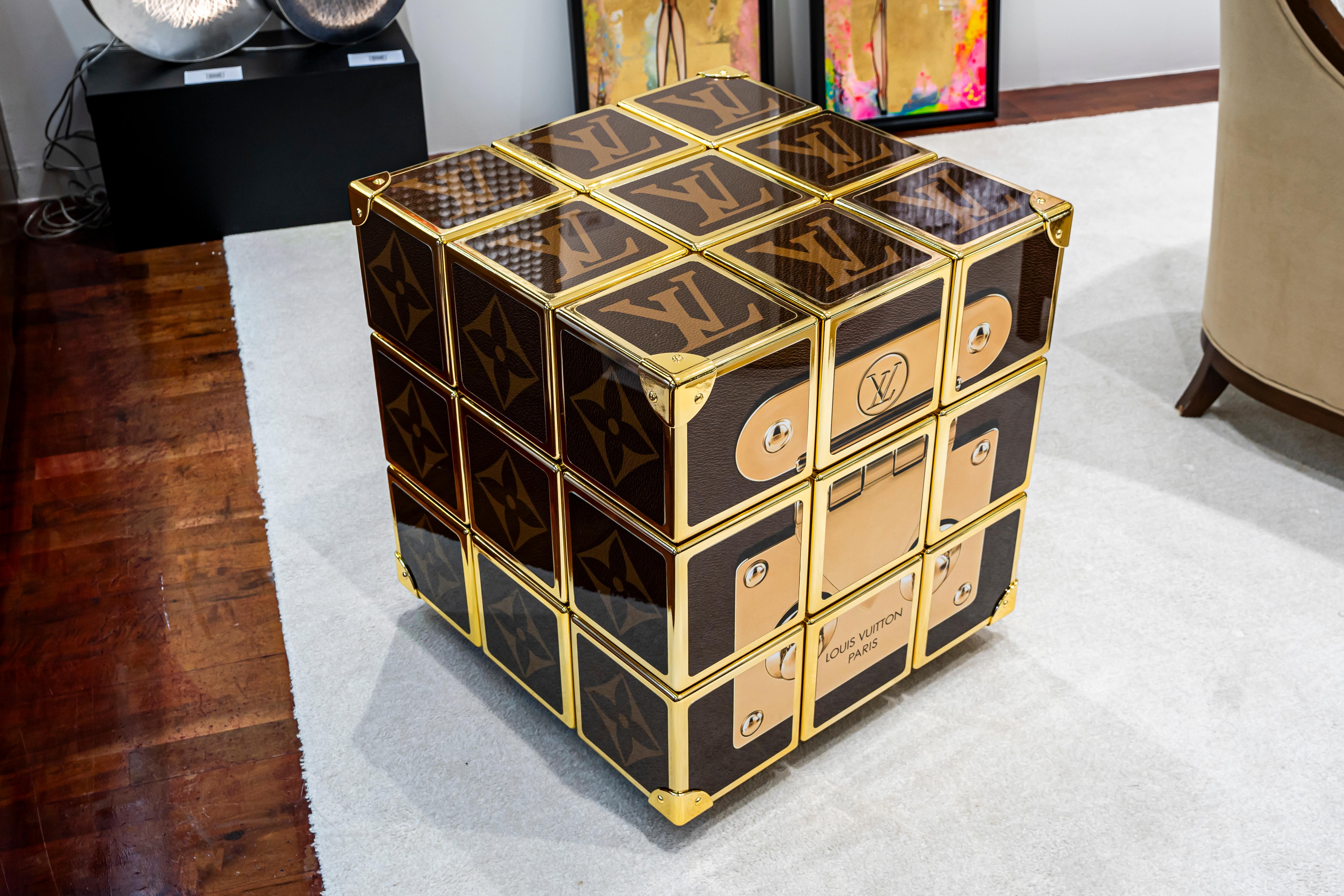 aurélie anger Figurative Sculpture - AArt's Cubes - Rubik Cube Tribute