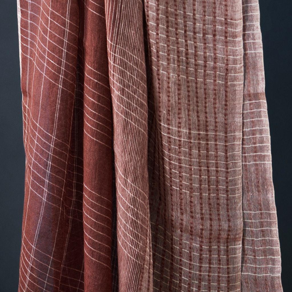Women's AURO CINNABAR Soft Linen Handwoven Scarf For Sale