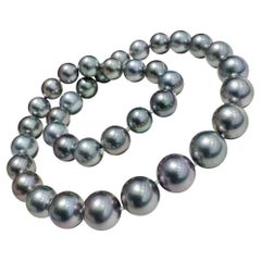Eclipse Glow Tahitian Pearl Necklace in Aurora Grey - Invisible Clasp