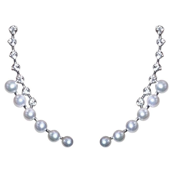 【Lustre Arc】Curved Aurora Baby Akoya Pearl & Diamond Ear Cuff Earrings For Sale