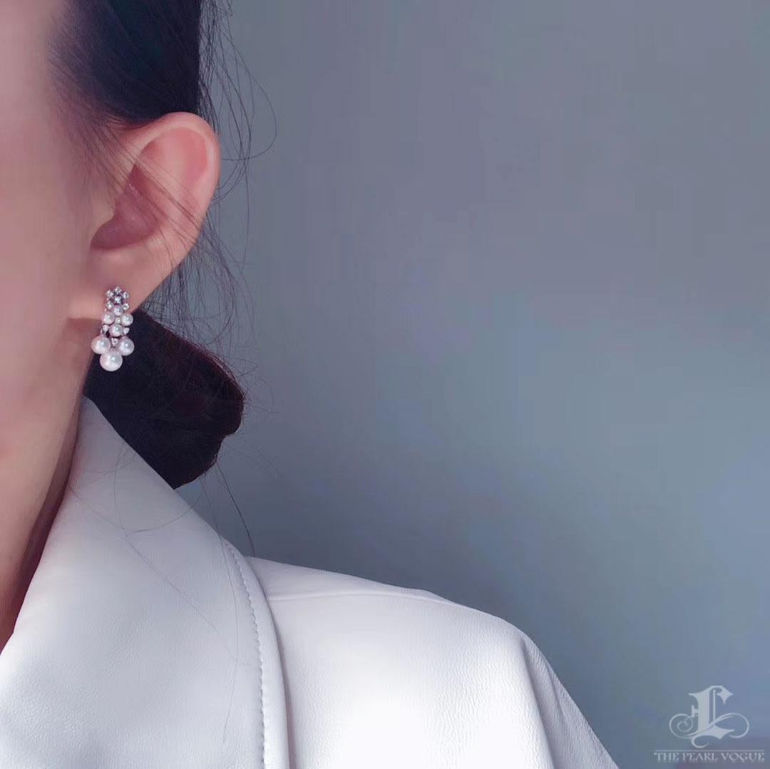 Non taillé 【Lustre Arc】Chandelier Grille Boucles d'oreilles avec perles d'Aurora et diamants en vente