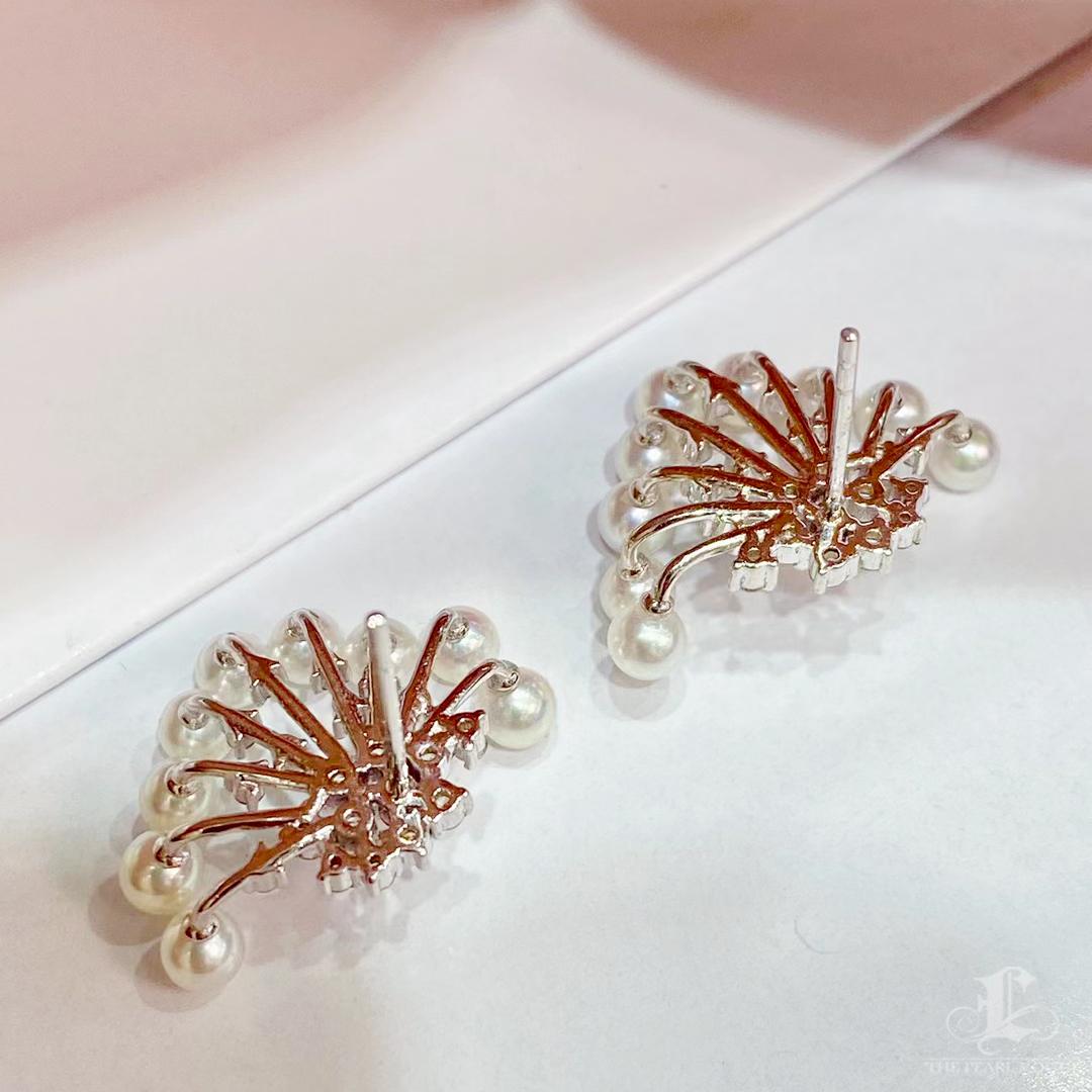 【Sculpted Geometry】Spray Aurora Akoya Perle & Diamant Anlass Ohrringe im Angebot 3