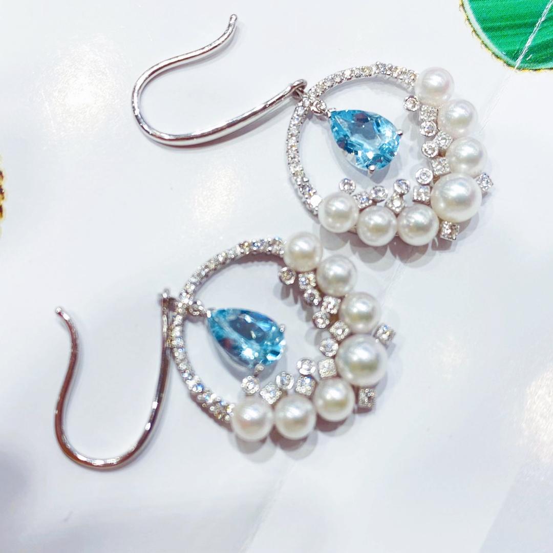 【Lustre Arc】Peacock Plume Aquamarin & Aurora Akoya Perlen Abend Ohrringe im Angebot 2