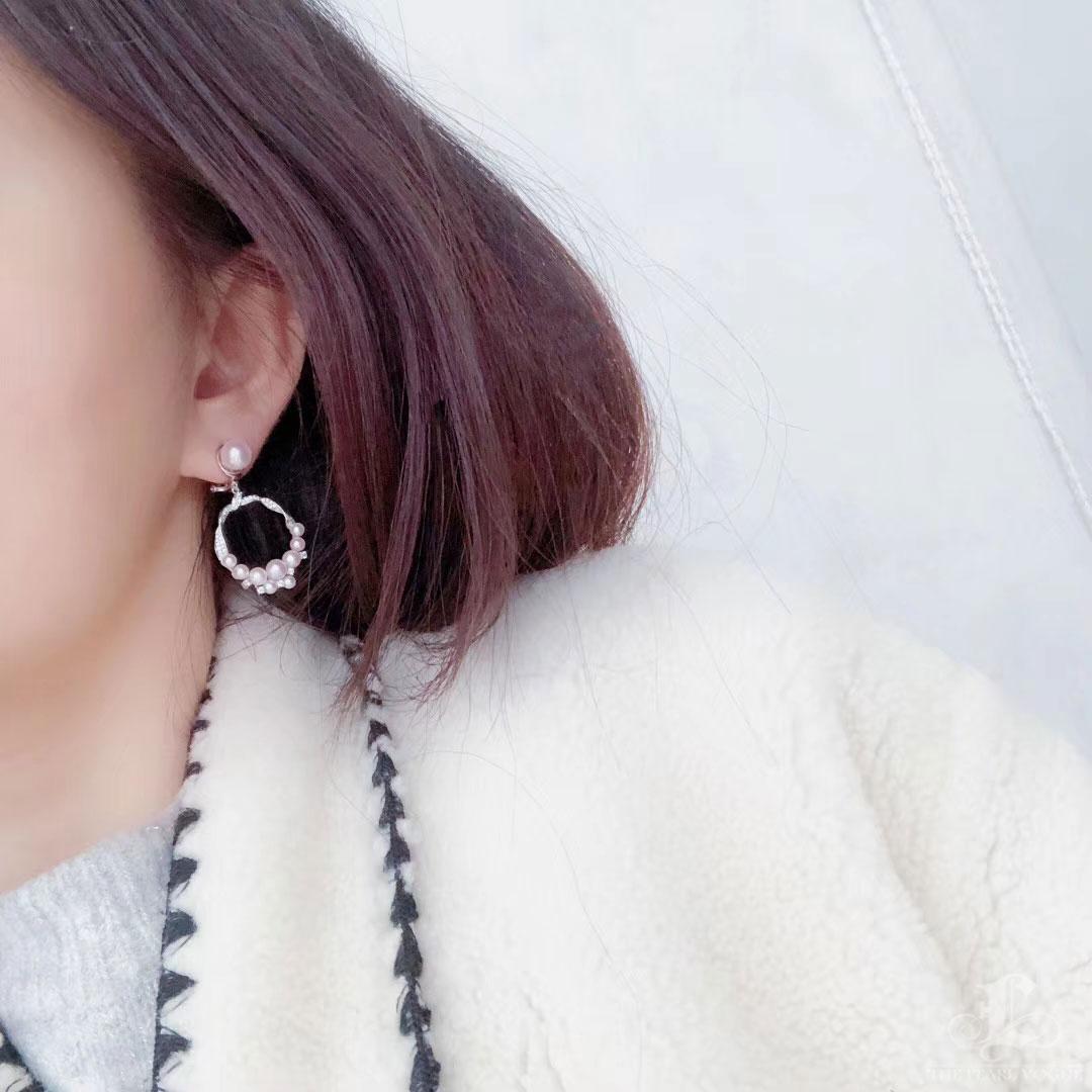 【Pendientes de diamantes de oro de 18 quilates Aurora Akoya Perla de Arco】Ribbon Hoop Sin cortar en venta