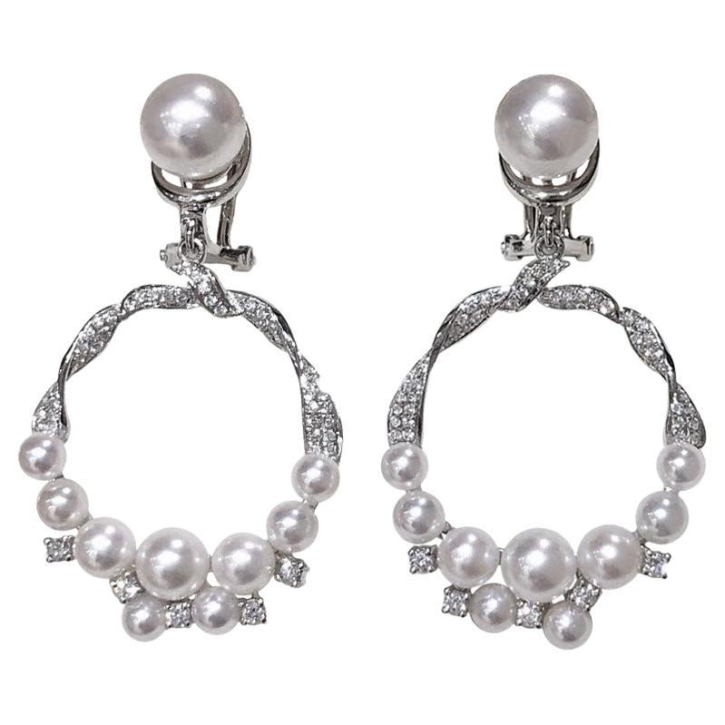 【Lustre Arc】Ribbon Hoop Aurora Akoya Pearl 18K Gold Diamond Earrings