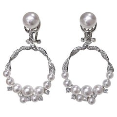 【Lustre Arc】Ribbon Hoop Aurora Akoya Pearl 18K Gold Diamond Earrings