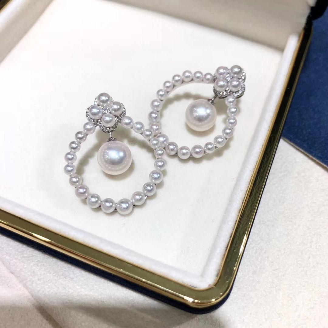 【Lustre Arc】Floral Halo Aurora Akoya Pearl Circle Earrings For Sale 1