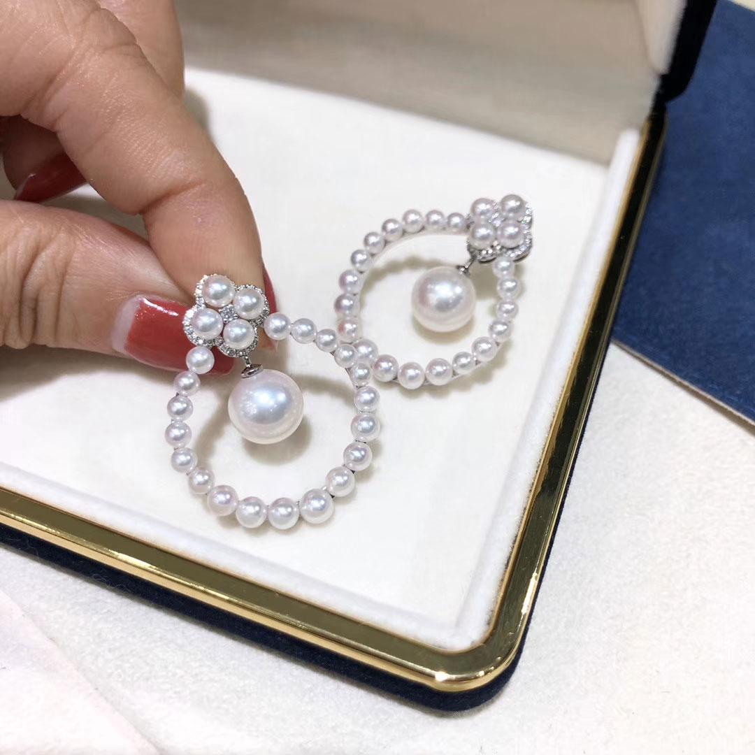 【Lustre Arc】Floral Halo Aurora Akoya Pearl Circle Earrings For Sale 4