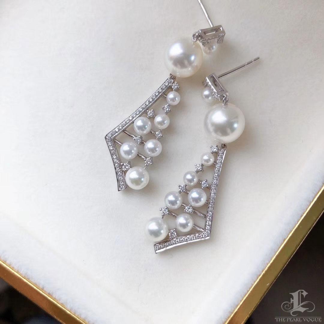 【Crown Radiance】Pendientes geométricos de perlas Akoya arquitectónicas de oro de 18 quilates y diamantes en venta 5