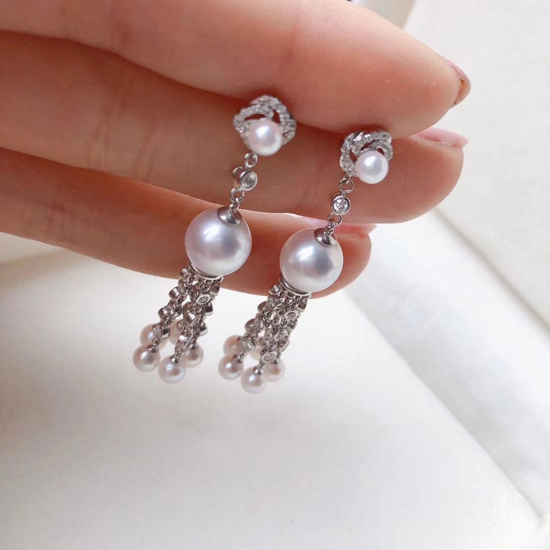 【Crown Radiance】Geo-Line Aurora Akoya Perle Diamant Quaste Ohrringe im Angebot 2