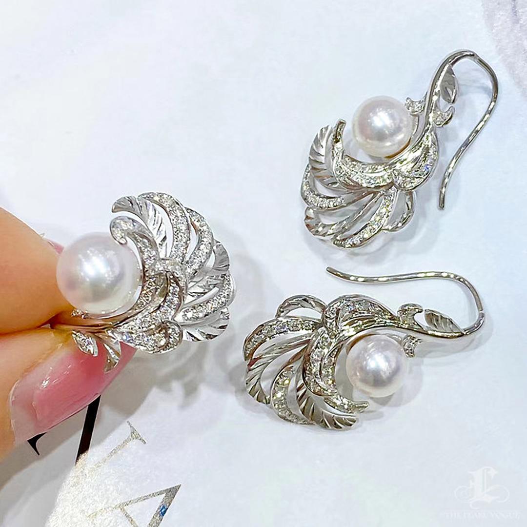 【Vine Symphony】Feathered Grace - Orecchini con perle Aurora Akoya in vendita 2