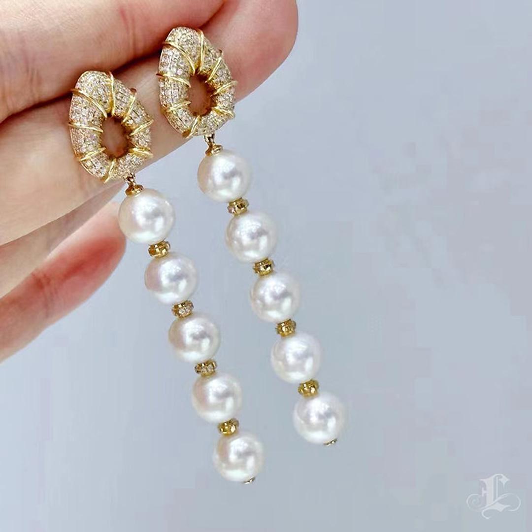 【Sculpted Geometry】Cleopatra Serpent Aurora Akoya Pearl Diamond Earrings For Sale 1