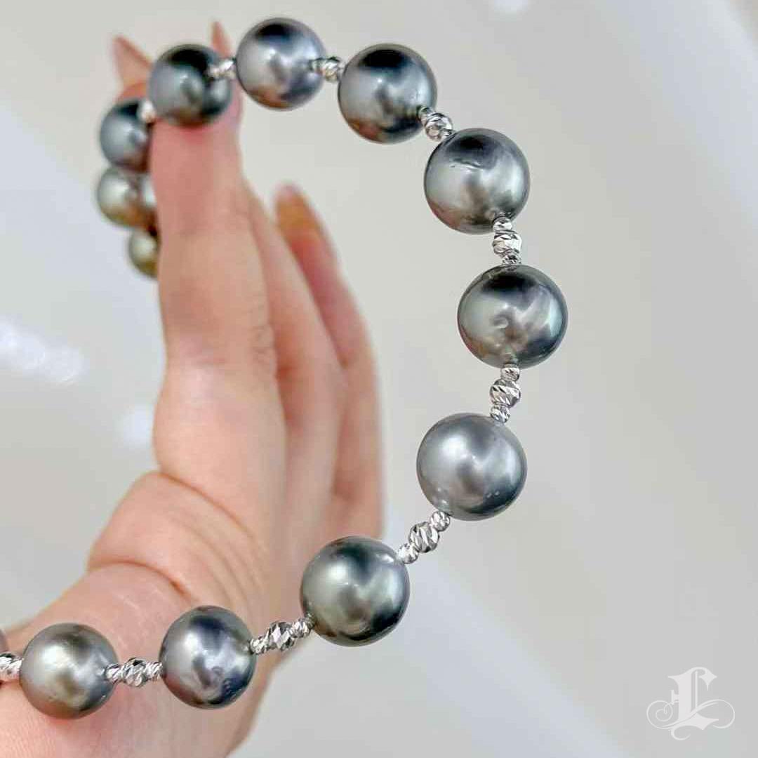 Aurora Tahitian Pearl e collana a catena in oro bianco con chiusura magnetica In condizioni Nuovo in vendita a New York, NY