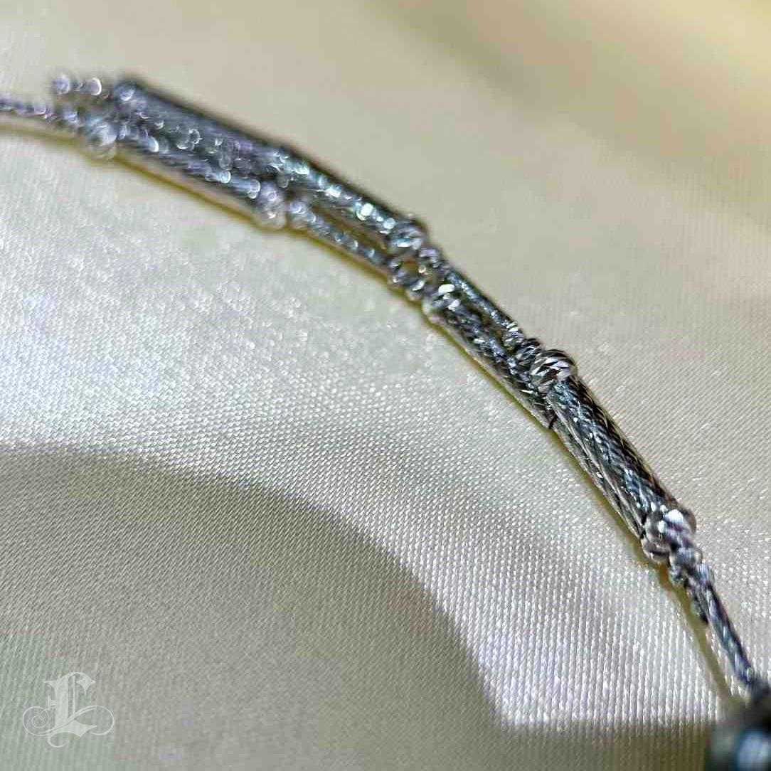 Aurora Tahitian Pearl e collana a catena in oro bianco con chiusura magnetica in vendita 1