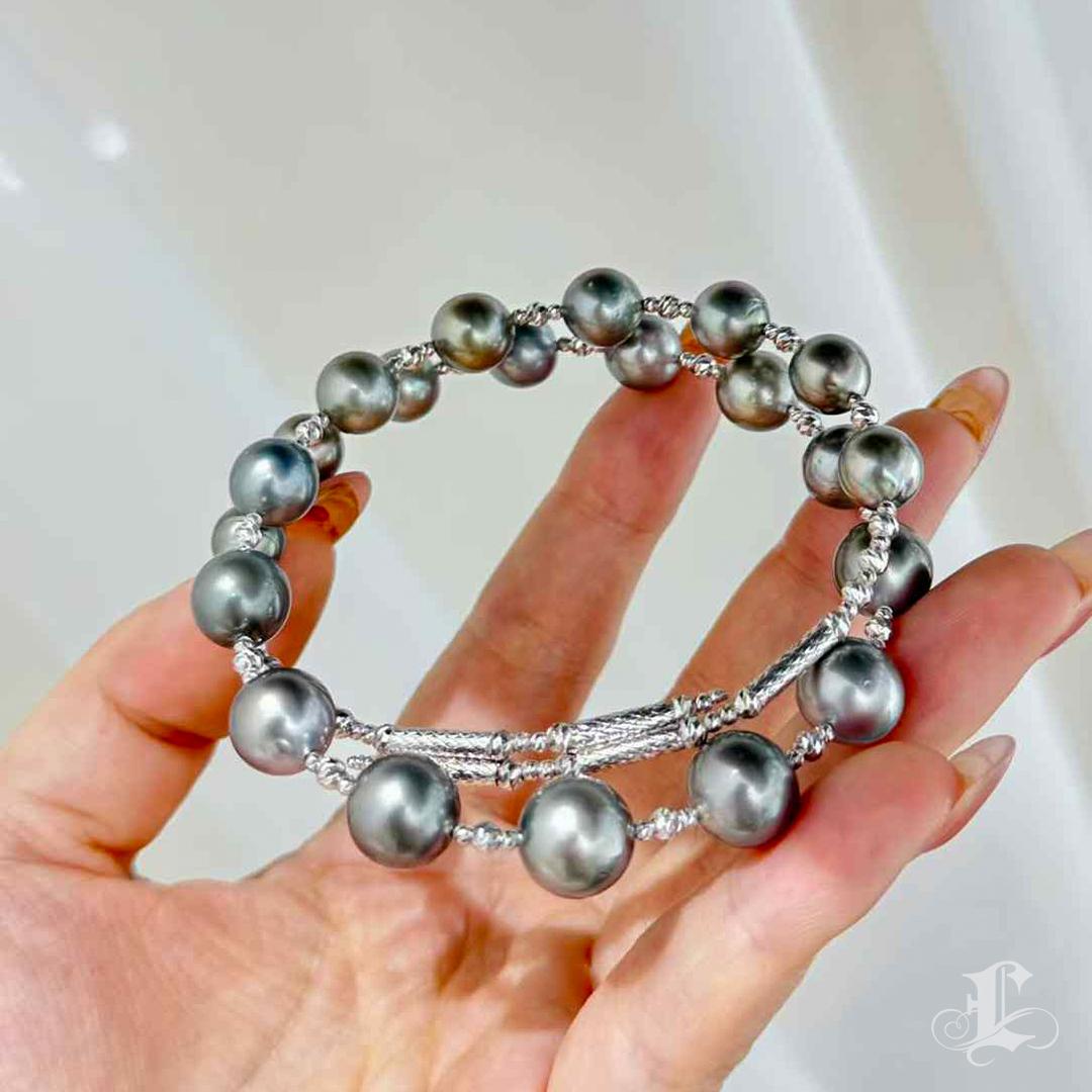 Aurora Tahitian Pearl e collana a catena in oro bianco con chiusura magnetica in vendita 2