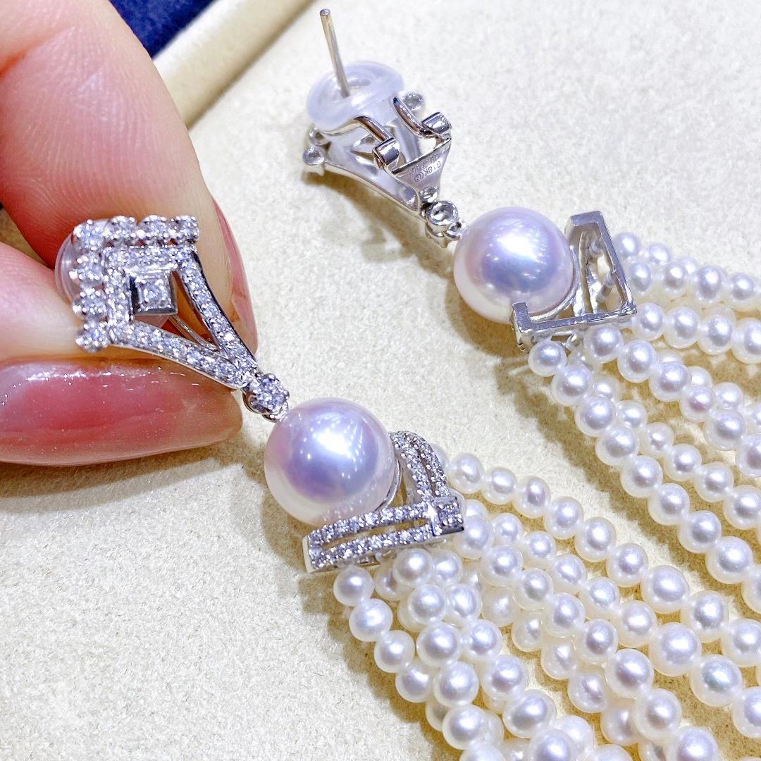 【Crown Radiance】Cascade Akoya & Freshwater Pearl Diamond Tassel Earrings For Sale 1