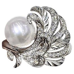 【Vine Symphony】Feathered Grace - Aurora Akoya Pearl Diamond Cocktail Ring