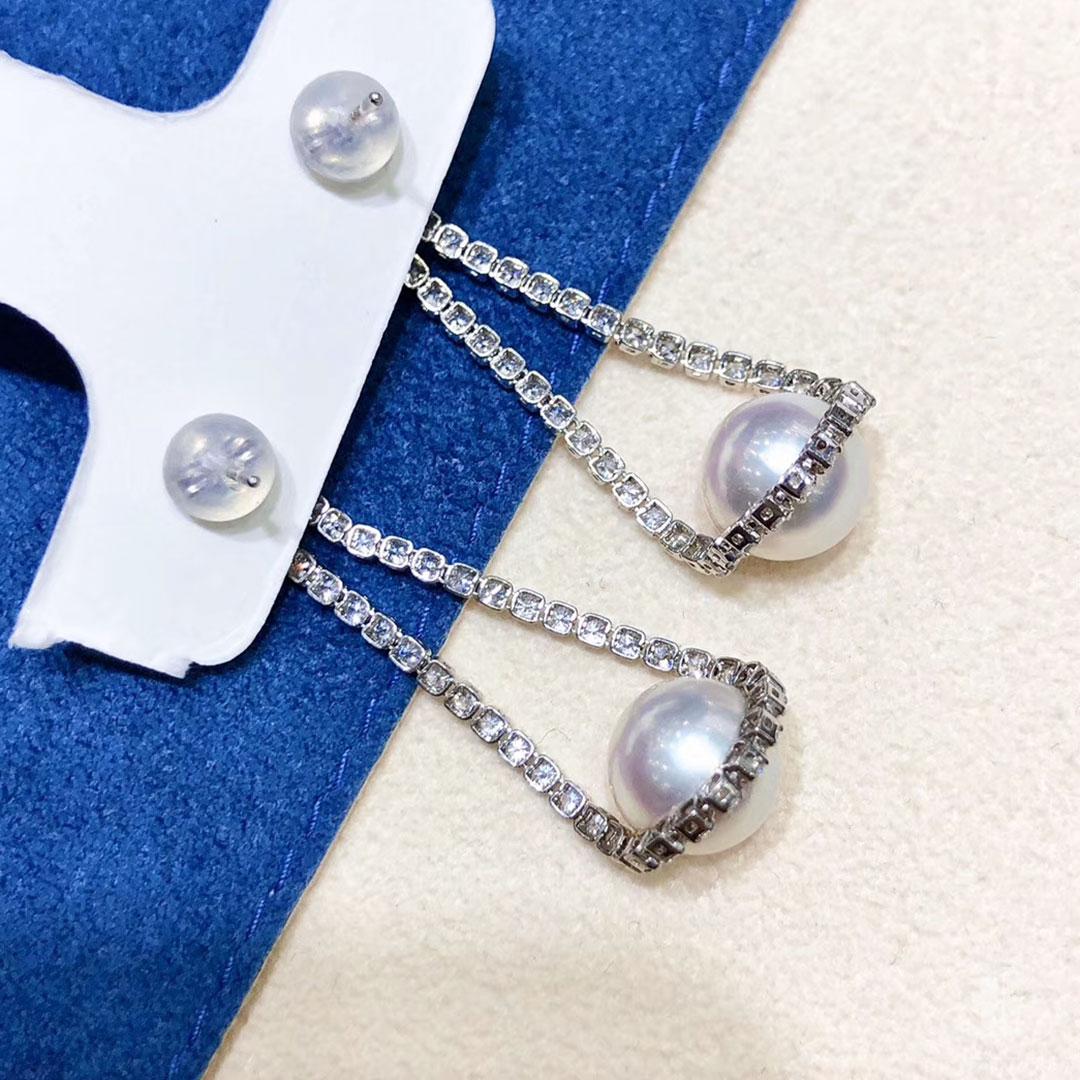 【Lustre Arc】Aurora Silken Loop Akoya Pearl Diamond Earrings For Sale 2