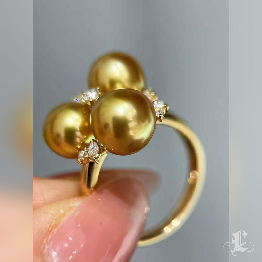 【Corona del Resplandor】Anillo de Flor de Luz en venta 2