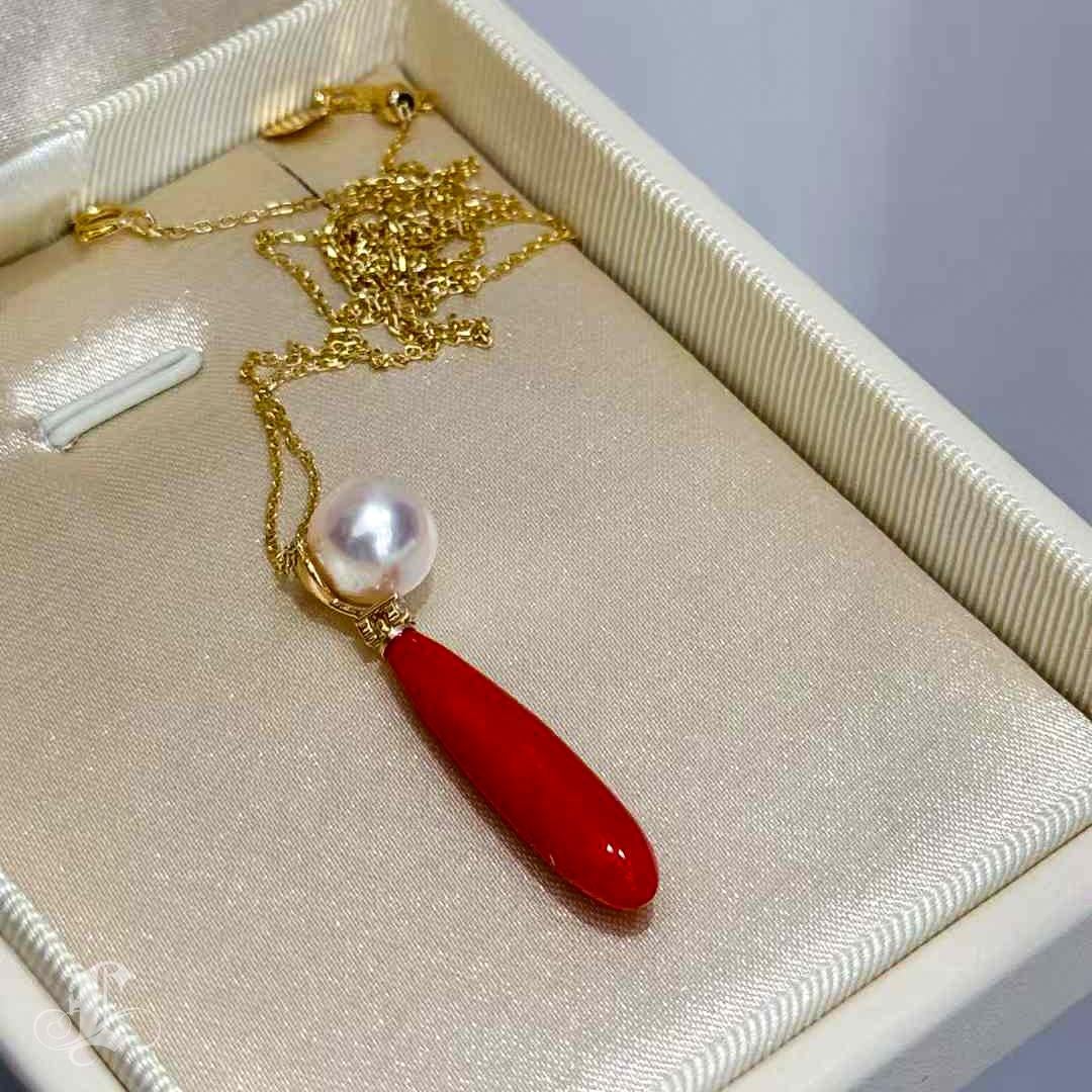 【Sculpted Geometry】Aurora Akoya Pearl & Sardinian Coral Diamond Pendant Necklace en vente 3