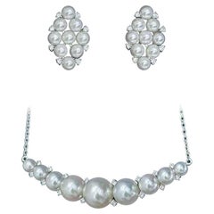 【Crown Radiance】Aurora Akoya Pearl and Diamond Necklace and Earrings Set