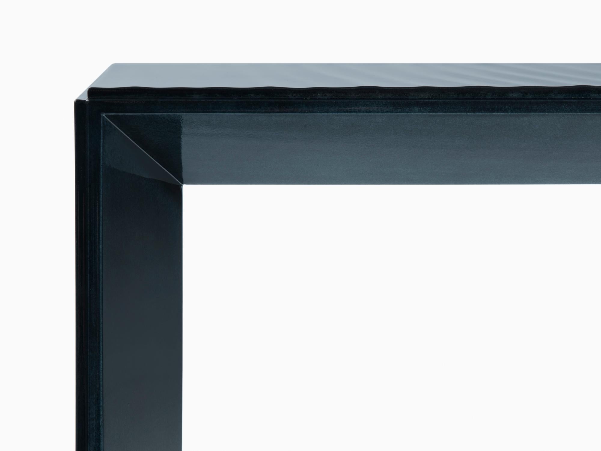 Contemporary Aurora Console in Hand-Gouged Wood and Lacquer For Sale
