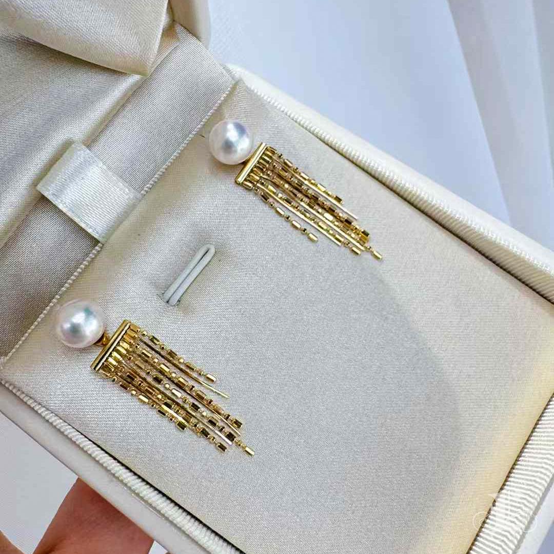 【Lustre Arc】Aurora Dance Pendientes de perlas Akoya y oro de 18 quilates con flecos convertibles en venta 2
