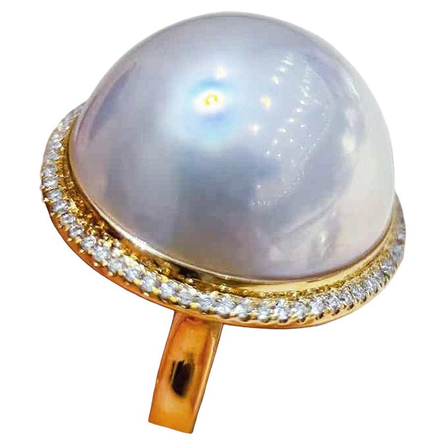 【Crown Radiance】Aurora Dome Mabe Pearl & Diamond Ring