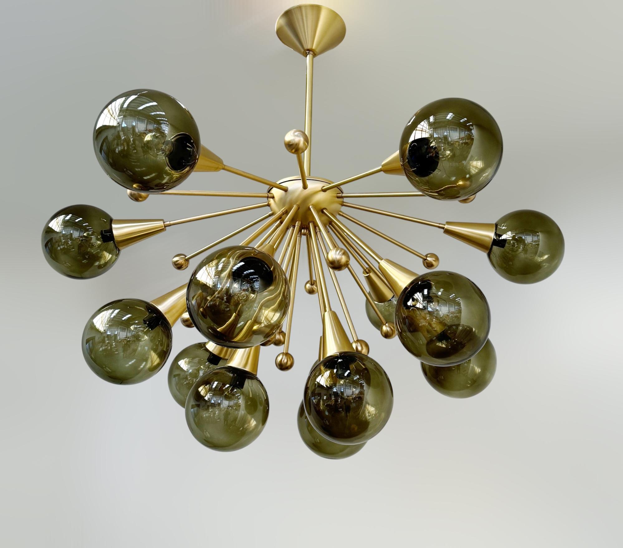 italien Aurora Flush Mount by Fabio Ltd en vente