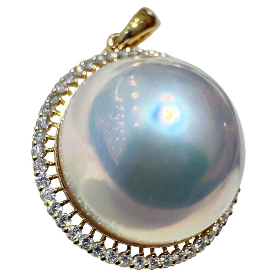 Colgante Halo de Diamantes y Perlas Mabe Japonesas Aurora Glow