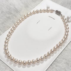 Aurora Hanadama 8,5 - 9,0 mm Akoya Perlenstrang Halskette